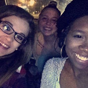 Meet your Posher, Maya